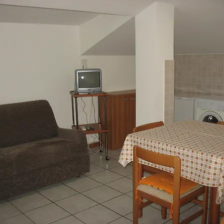 Bompadre 3* チヴィタノーヴァ・マルケ