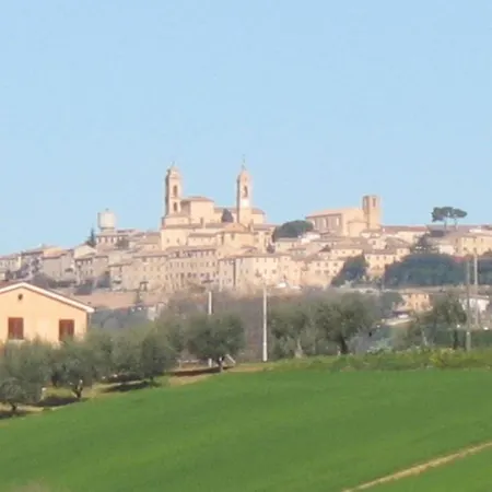 Bompadre 3* チヴィタノーヴァ・マルケ