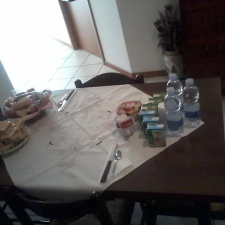 Bompadre 3* チヴィタノーヴァ・マルケ